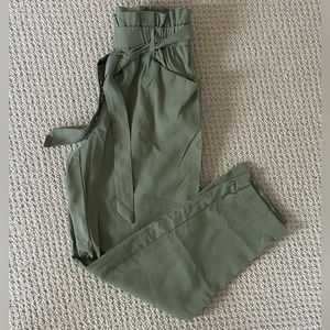 High waisted paper bag pants with belt